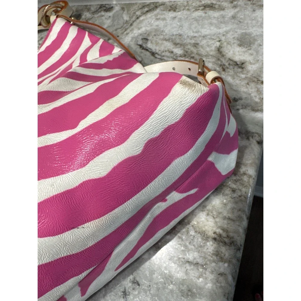 Dooney & Bourke pink white zebra print hobo handbag  leather straps‎ gold logo